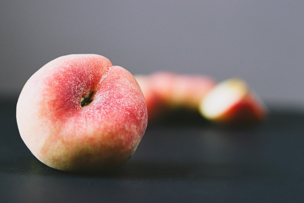 Balsamic Bliss: Transform Your Salads with Peach White Balsamic Vinegar - Tastefully Olive